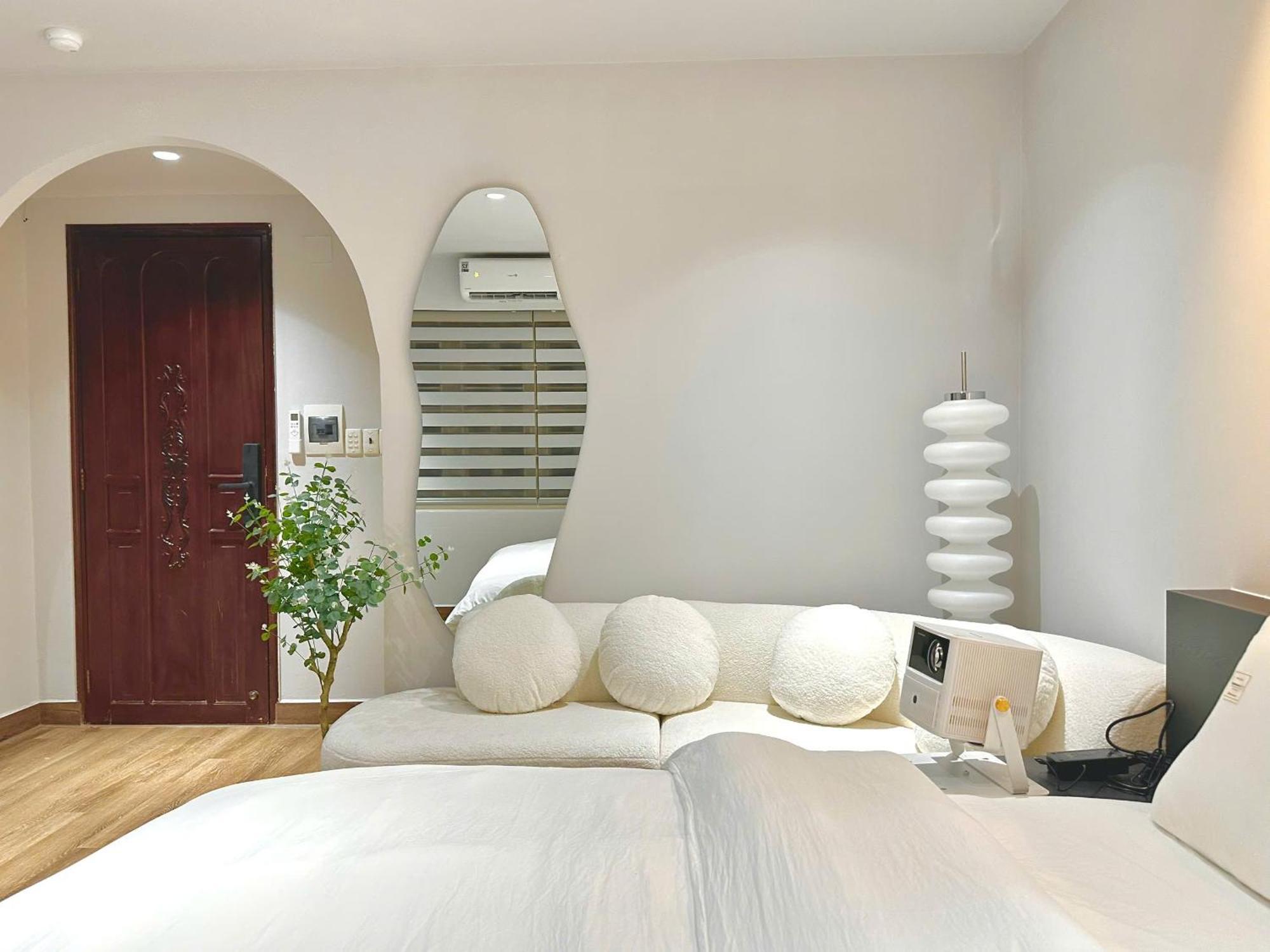 Zenhomestay - Truong Son, Quan 10 Love hotel *